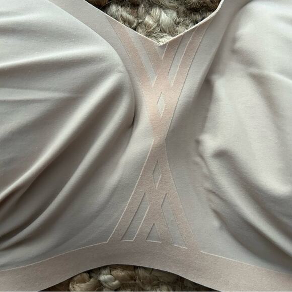 Honeylove Silhouette Bra – Size XL – Sand (Best Seller)-like new - Picture 5 of 9
